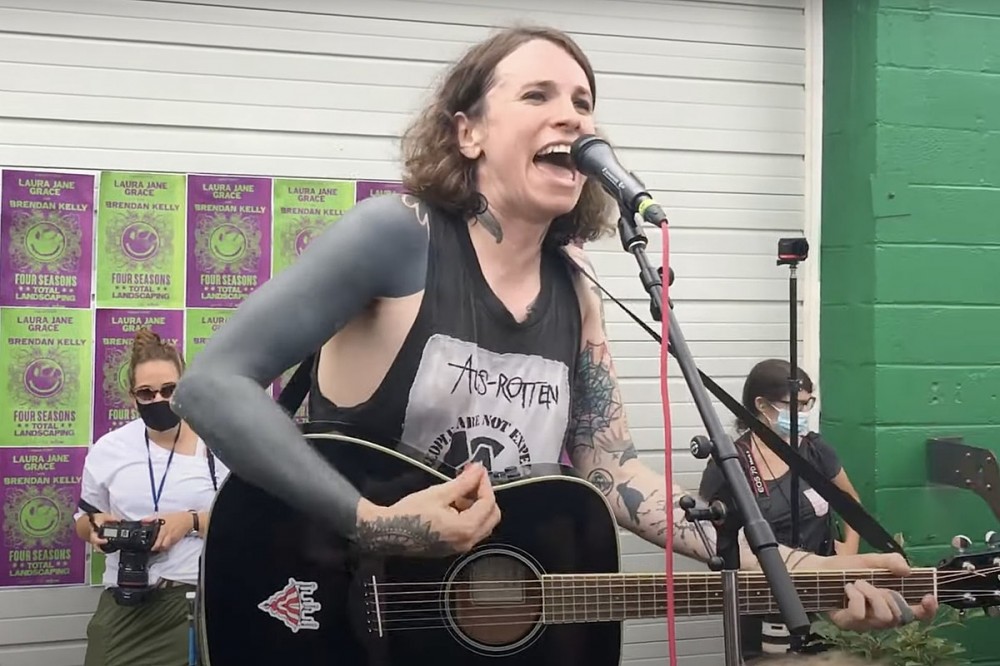 Laura Jane Grace Plays Sold-Out Four Seasons Total Landscaping Show