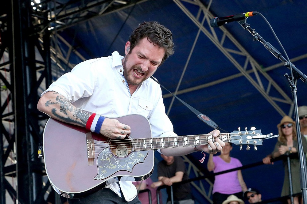 Frank Turner Delivers Blisteringly Unrelenting New Song ‘Non Serviam’