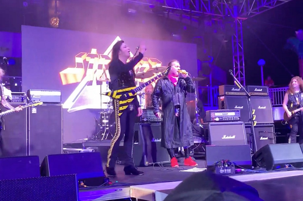 Stryper + Chris Jericho Cover Judas Priest’s ‘Breaking the Law’ on Rock Cruise