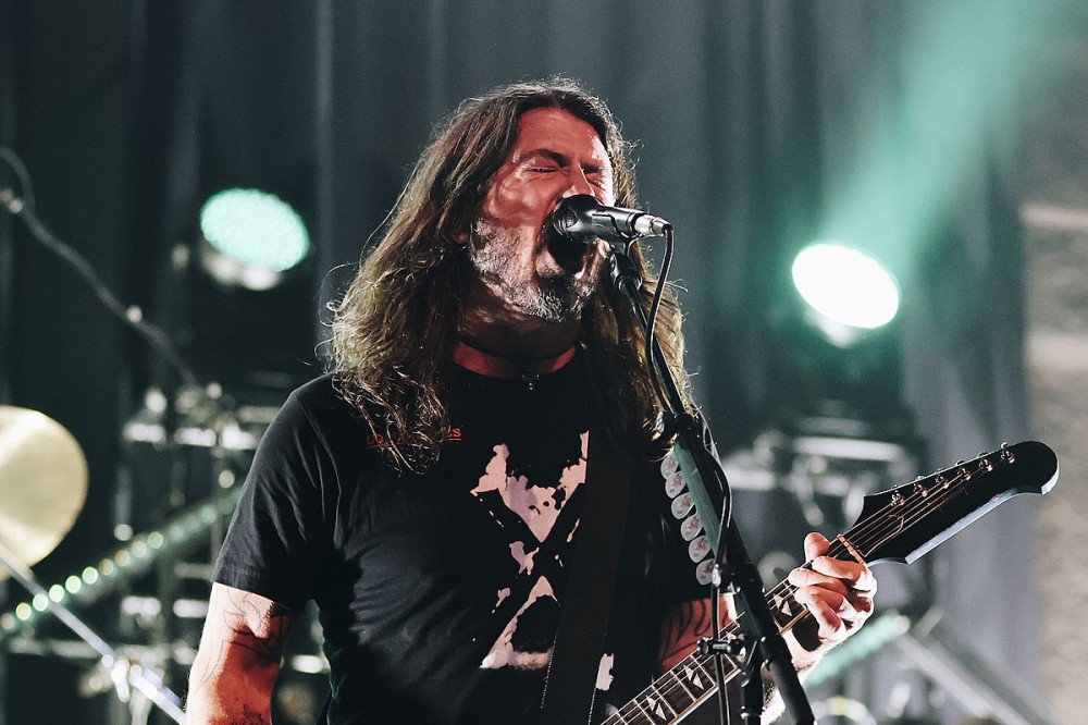 Dave Grohl’s ‘Dream Widow’ Metal EP to Come Out Later This Month