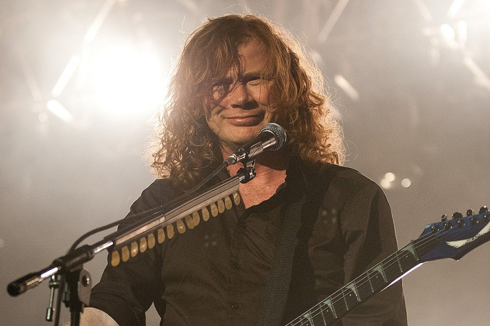 Megadeth’s Dave Mustaine Felt He HAD to Pee on the White House Bathroom Floor