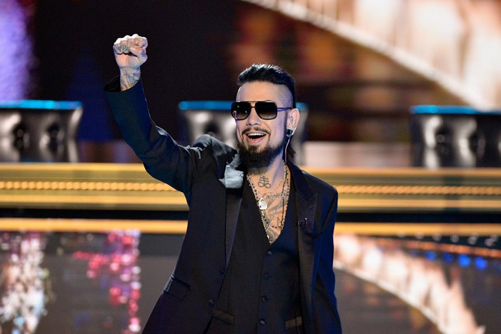 Dave Navarro Has Been ‘Sick Since December’ With Long Haul COVID