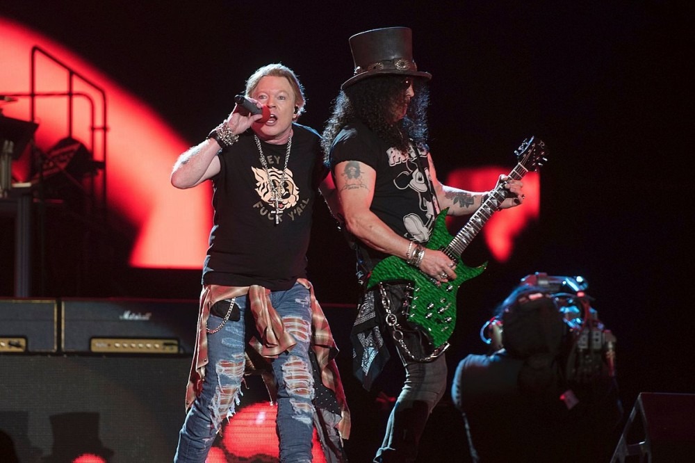 Guns N’ Roses Play ‘Chinese Democracy’ Deep Cut Live for First Time in 10 Years