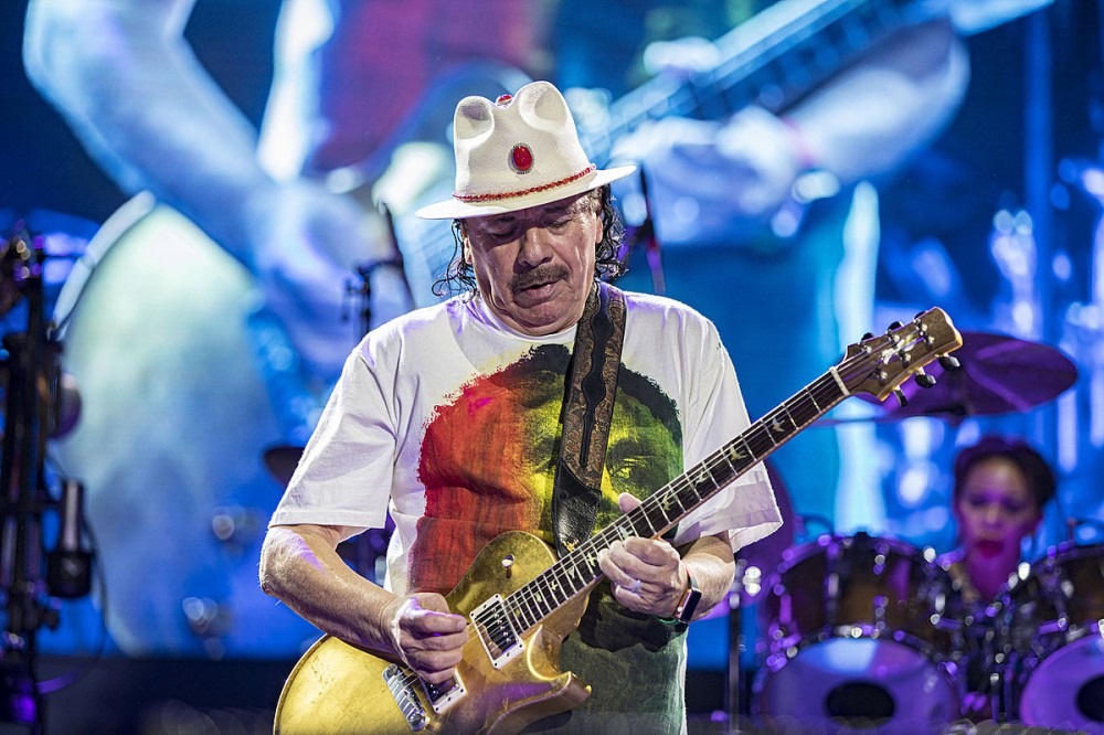 Carlos Santana ‘Doing Well’ After Collapsing Onstage in Michigan