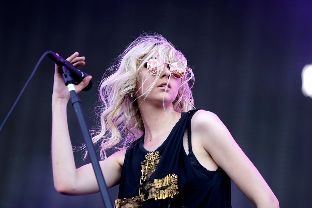 The Pretty Reckless Exit Dates With Halestorm After Taylor Momsen Tests Positive for COVID