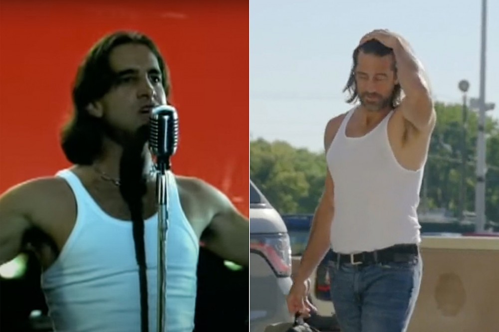 Twitter Compares Viral Aaron Rodgers Look to Creed’s Scott Stapp