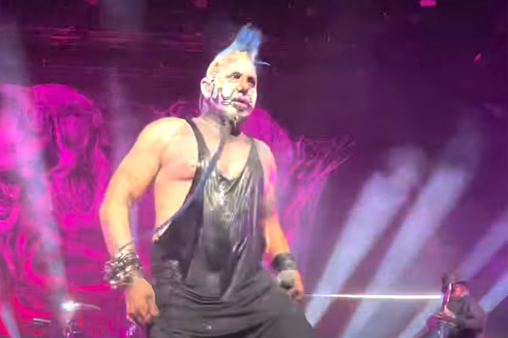 Mudvayne’s Chad Gray ‘Still Hurting’ After ‘F—ing Brutal’ Fall Off Stage