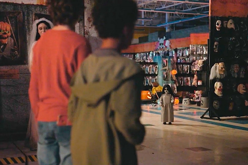 See the Trailer for New ‘Spirit Halloween’ Movie Based on the Costume Store