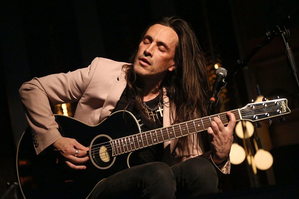Nuno Bettencourt Says Rock Icon Called Him ‘Top Three’ Guitarist