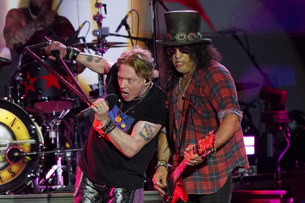 Guns N’ Roses Perform New Song ‘Perhaps’ Live for the First Time