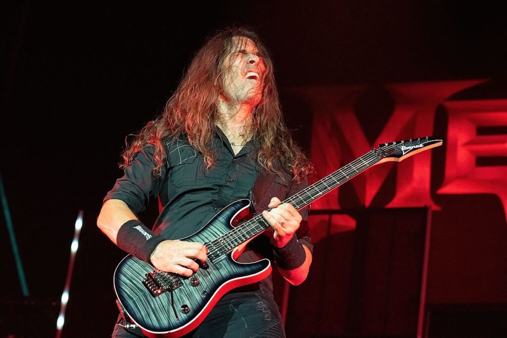 Kiko Loureiro Pulls Out of Megadeth Tour, Fill-In Announced