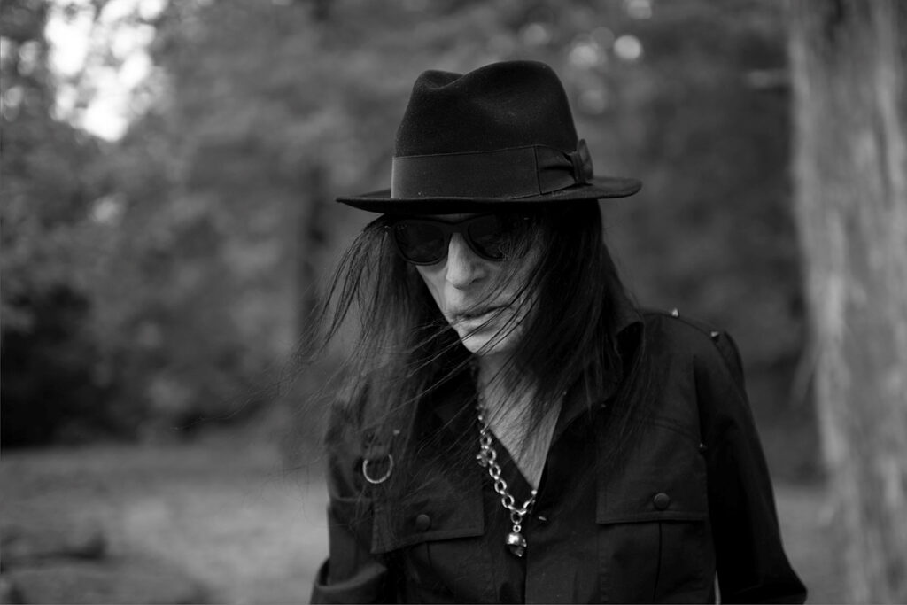 Mick Mars Shares First Post-Motley Solo Single ‘Loyal to the Lie’