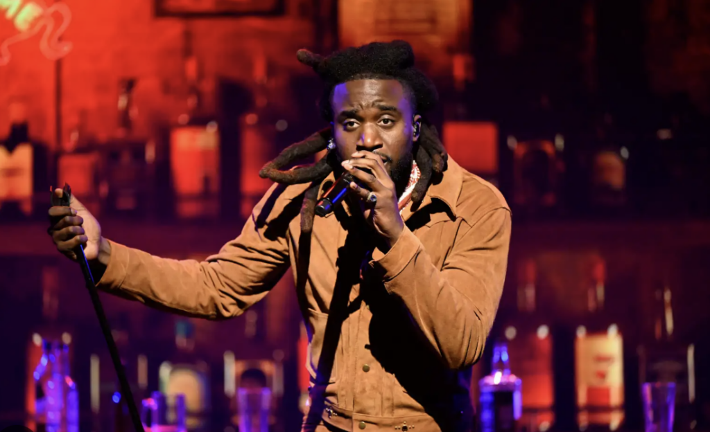 Shaboozey Delivers Live Performance Of “A Bar Song (Tipsy)” In Vevo Studios