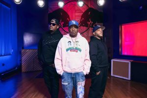 The LOX Reunite for One-Take Cypher on Red Bull Spiral The LOX Reunite for One-Take Cypher on Red Bull Spiral