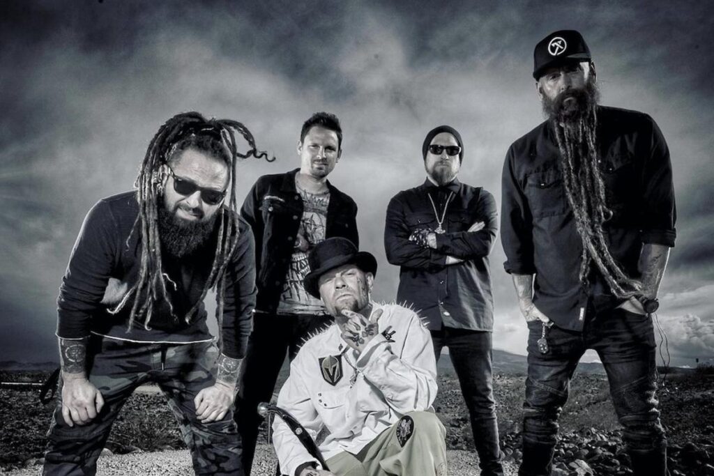 Win a FFDP ‘Best Of, Vol. 1’ Vinyl + a Signed Drum Head Win a FFDP ‘Best Of, Vol. 1’ Vinyl + a Signed Drum Head