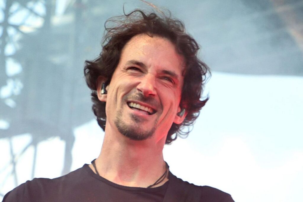 Joe Duplantier Injury Alters Gojira Tour Plans – See Statement Joe Duplantier Injury Alters Gojira Tour Plans – See Statement