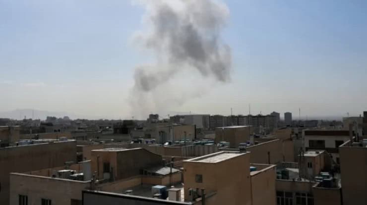 Trump Confirms “Major Combat Operations” in Iran Without Congressional Approval