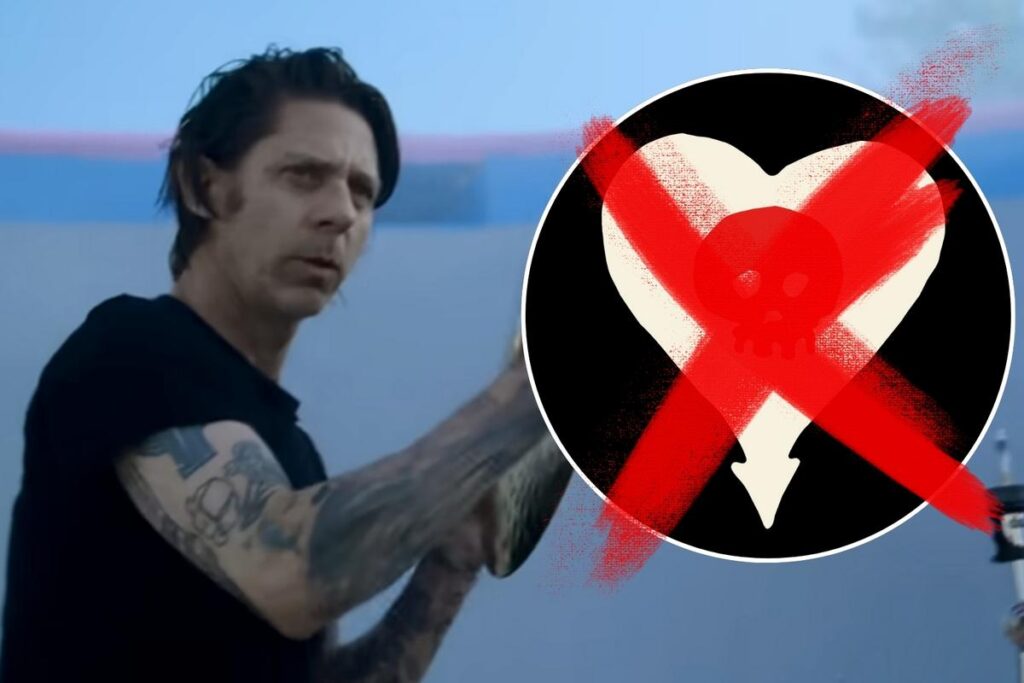 Alkaline Trio Drummer Atom Willard Exits Band, Shares Statement Alkaline Trio Drummer Atom Willard Exits Band, Shares Statement